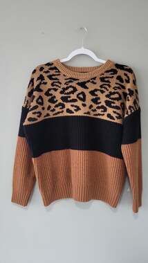 Mittoshop Leopard Print Colorblock Knit Sweater